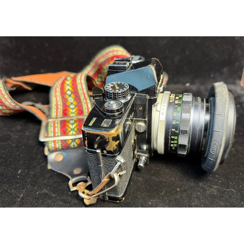 Minolta SRT 101 35mm Film Camera: with 55mm, 28mm, 200mm Lenses, Cases and Strap